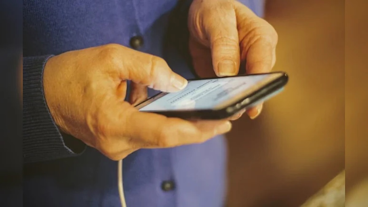 Boss Stunned As Fit 40-Year-Old Employee Dies 10 Minutes After Texting For Sick Leave