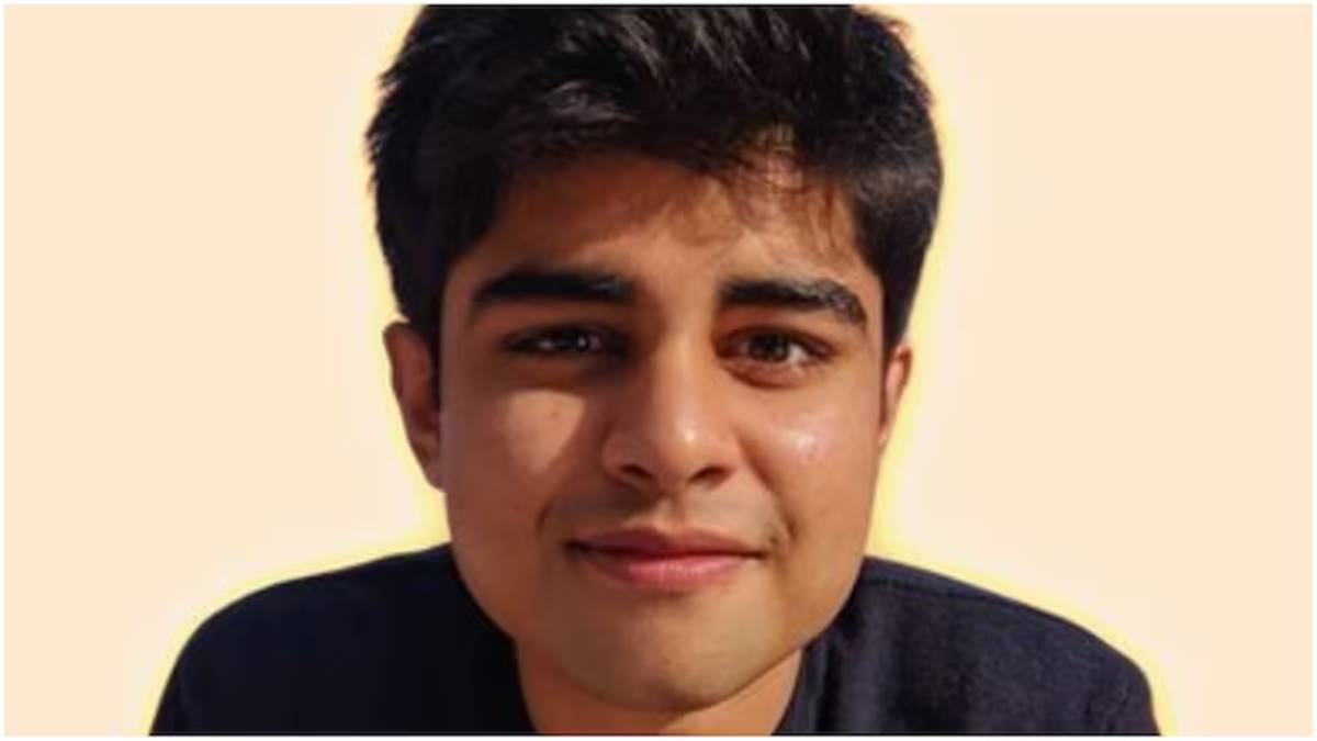 Indian-origin CEO offers Rs 1 crore package to freshers, insists on 9-9-6 work culture. What is it?