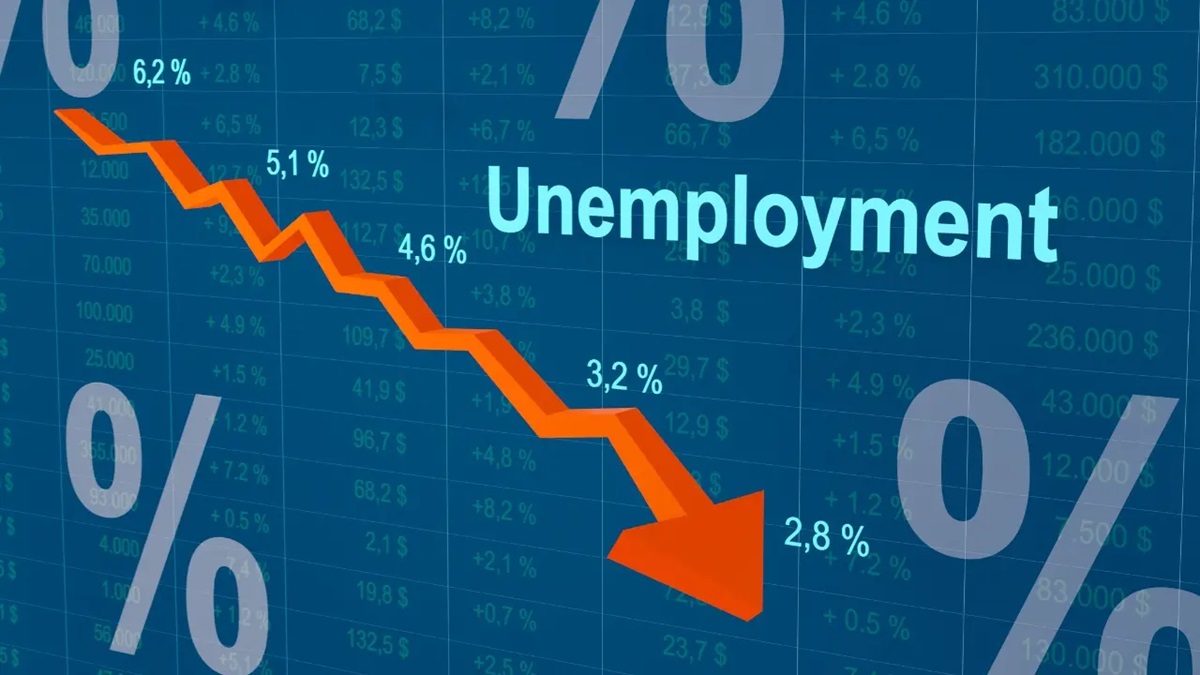 Tech hiring remains weak; 27% drop in job openings reported