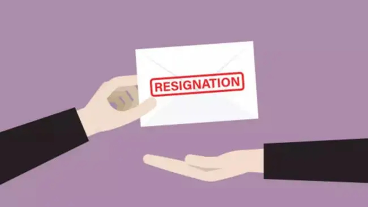 Boss gave his promotion to a friend. Employee had the last laugh : 'Looked like he swallowed a lemon'