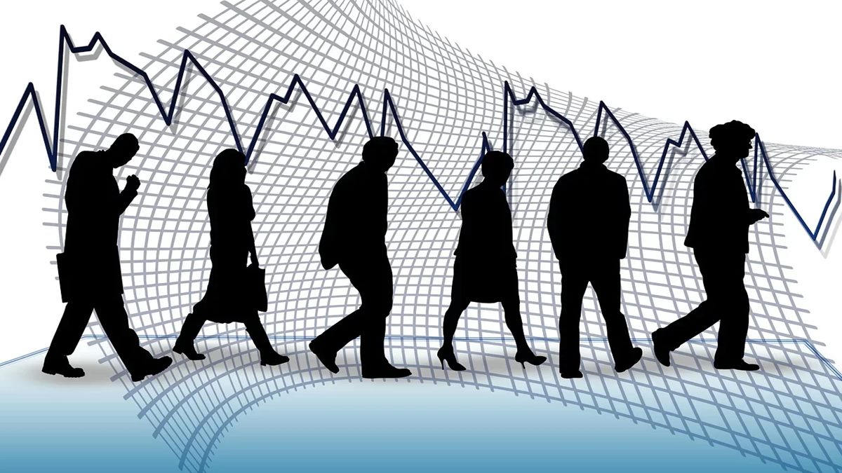 Greece passes labour law allowing 13-hour workdays in some cases