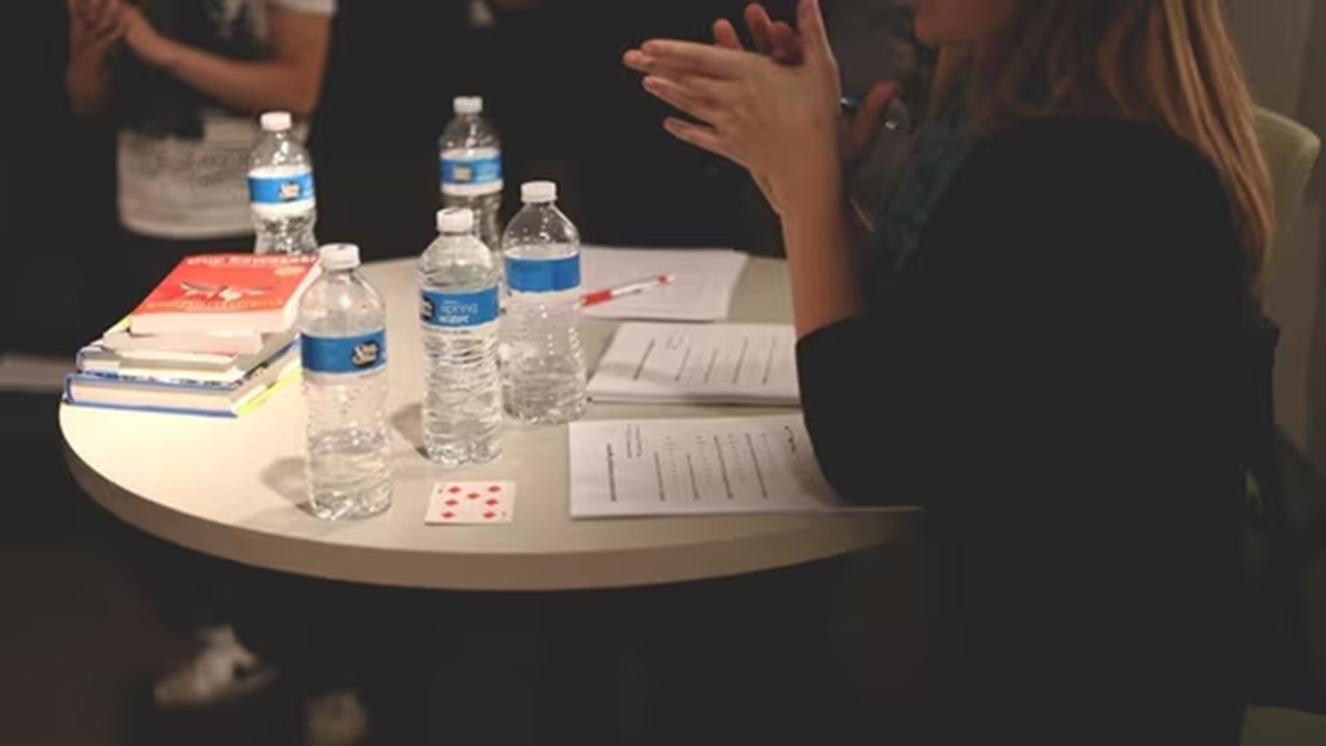 '2,000 employees clapped for layoffs': HR executive's post about radical transparency sparks debate