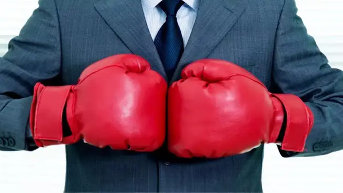 Ex-employee gets revenge on credit-stealing boss, demands 3x money when asked to help after company faces loss