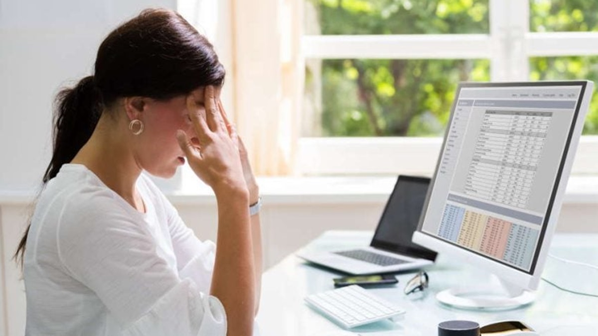 Screens are stealing our sight: The rise of ‘workplace vision fatigue’