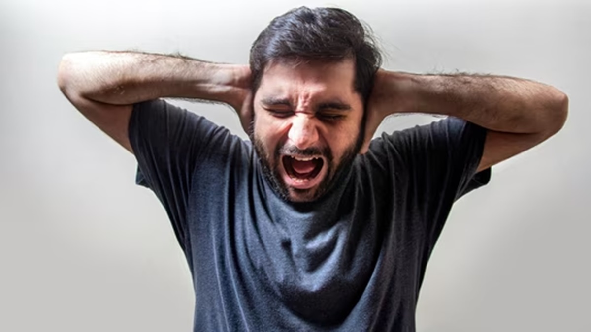 ‘Headache main chutti thodi na milti hai’: Indian manager refuses leave to ‘hero’ employee