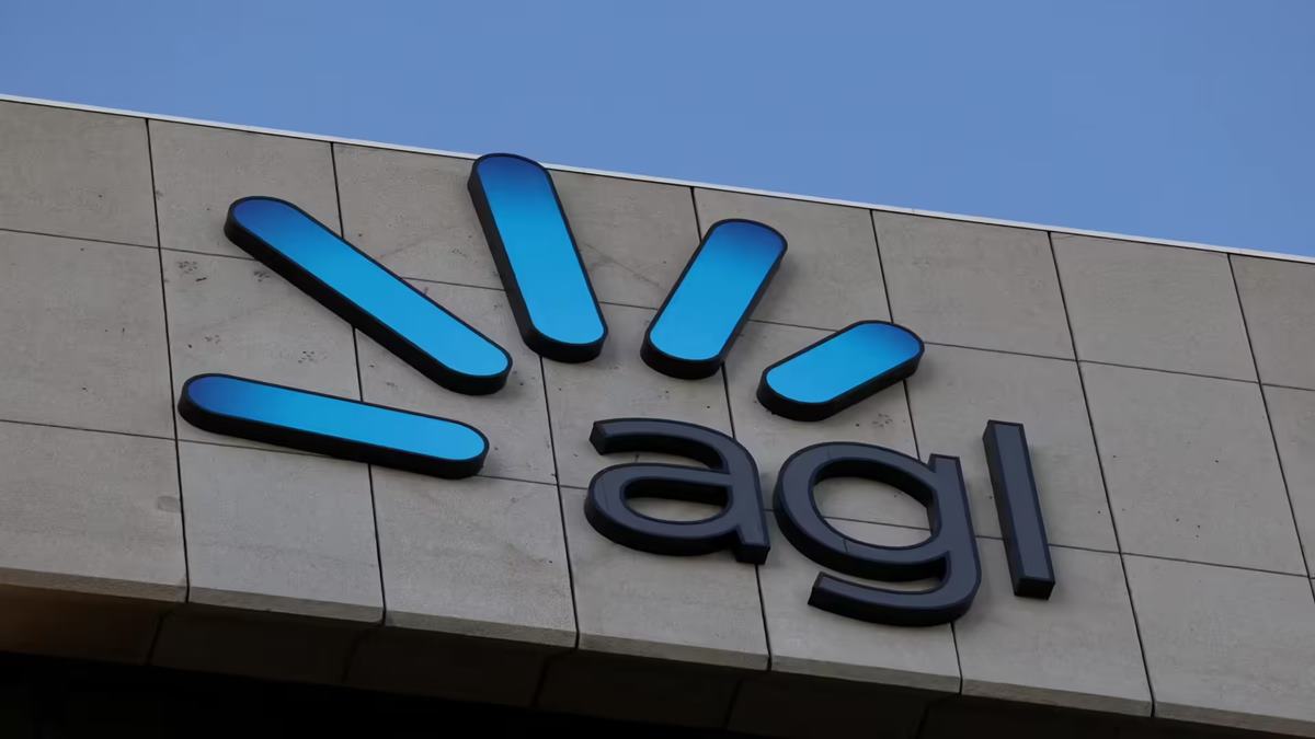 Australia's AGL to cut 300 jobs as part of clean energy push