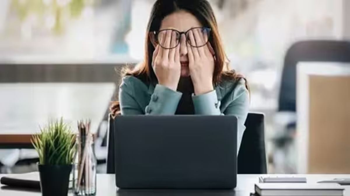 7 jobs that AI might replace sooner than you think