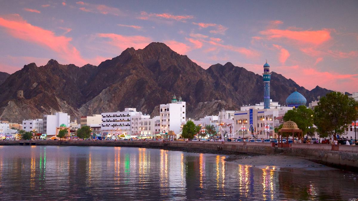 Oman launches new recruitment association to regulate hiring of foreign workers