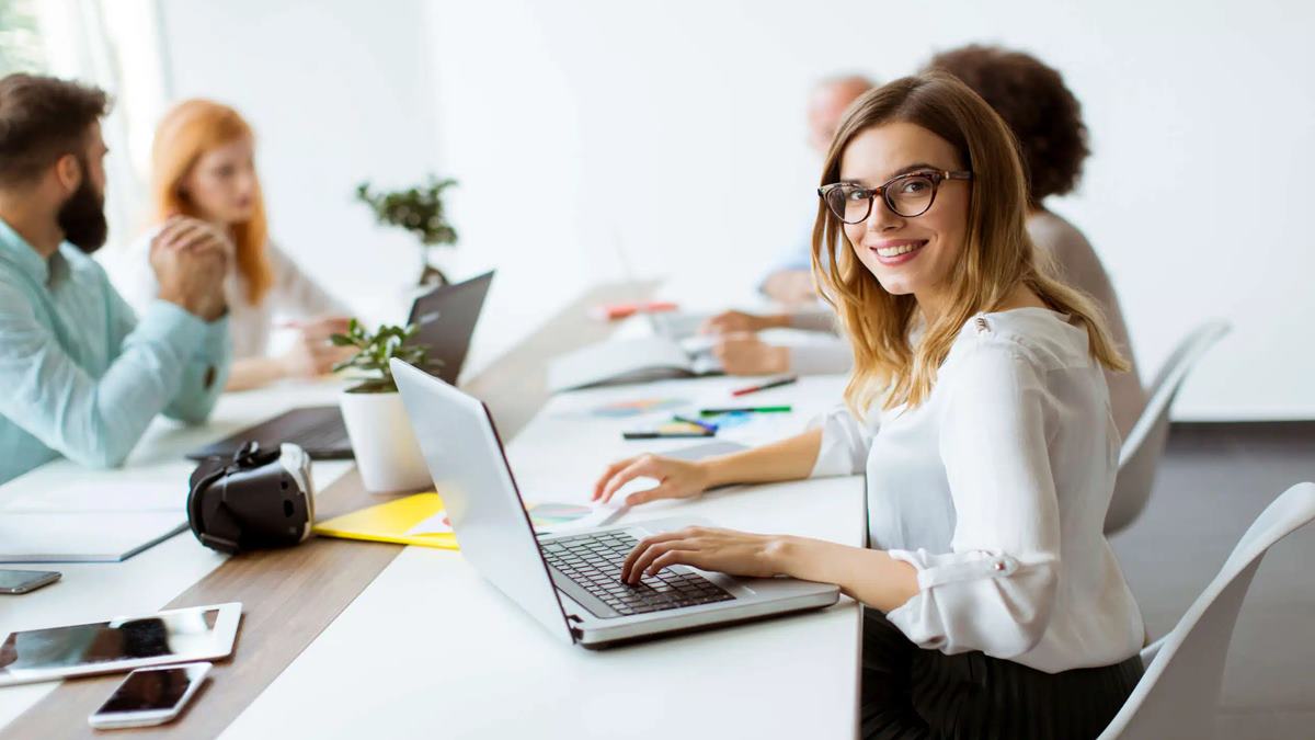 'No One Wants to Give Me a Chance' Shares Laid Off Marketing Employee 4 Practical Tips to Land Your Next Job