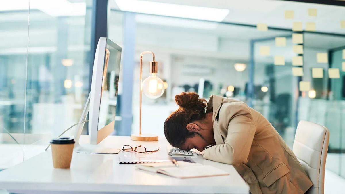 ‘Main Abhi Rest Kar Raha Hu’: Man’s Bold Reply To Manager Over Sick Leave, Internet Says ‘Only Gen Z Can Fix Toxic Culture’