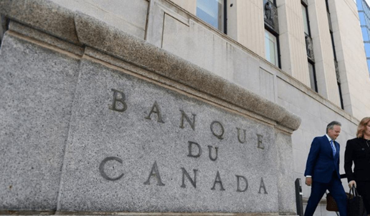 Bank of Canada to cut hundreds of jobs as part of government cost-saving drive