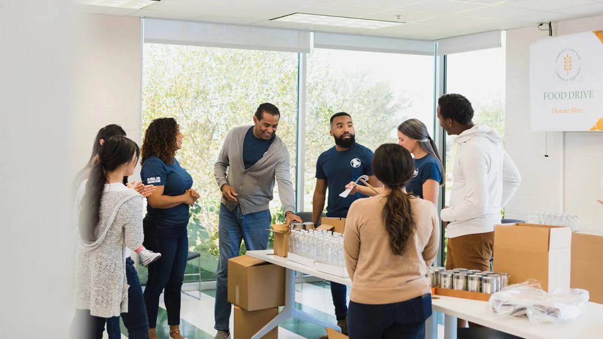 India Beats Global Benchmark In Employee Volunteering: Report