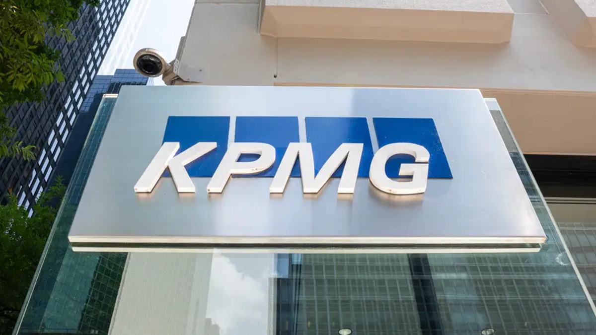 KPMG wants junior consultants to ditch the grunt work and hand it over to teams of AI agents