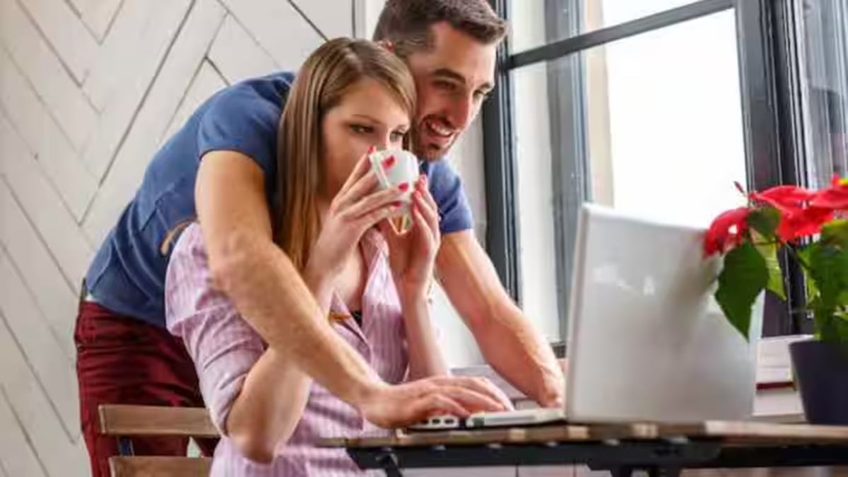 Office Romances Making Its Place In The World: India Ranks 2nd In The List, THIS Country Tops The Chart