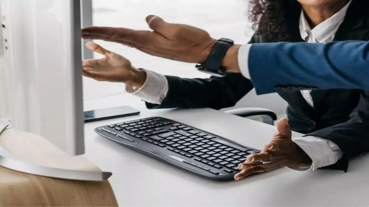 Reddit post on tech job insecurity strikes chord online