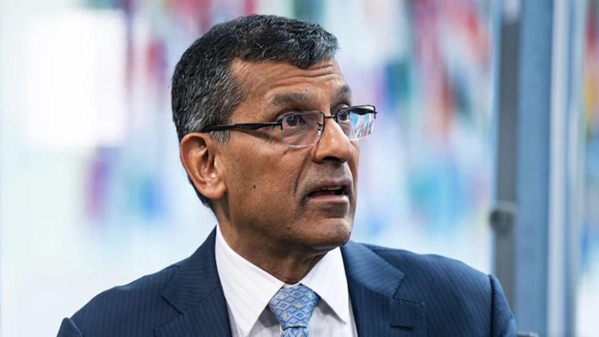 'Plumbers Will Survive AI': Raghuram Rajan Flags India's Failure To Train For Hands-On Jobs