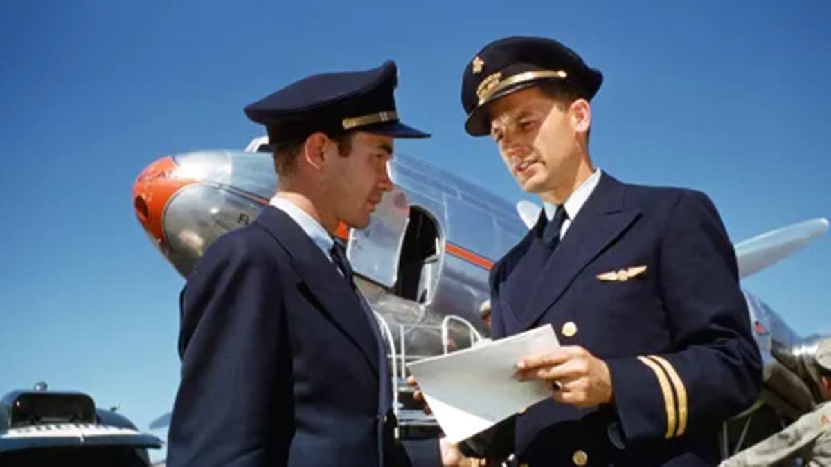 American Airlines pilot’s pay stub shows surprisingly ‘elite money,’ with $458,000 in year-to-date compensation