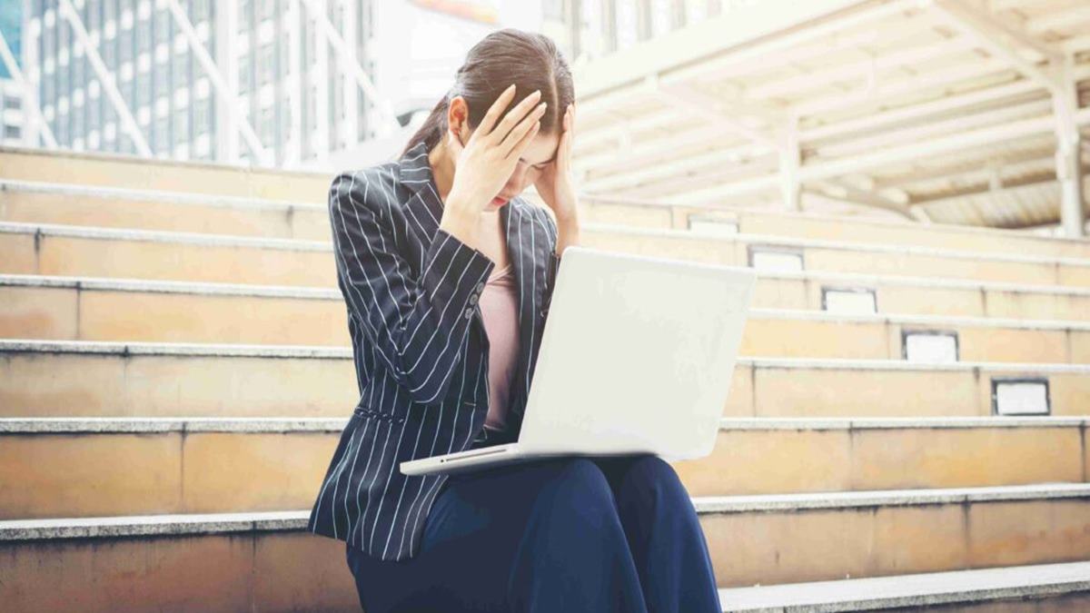 ‘I feel hopeless’: Foreign poly graduate submits 600 job applications over 1.5 years but still cannot secure work in Singapore