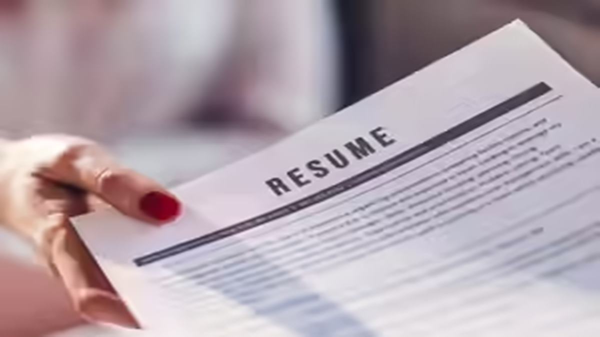 Should you fake your résumé and lie in an interview? This laid off employee's experience has the Internet talking