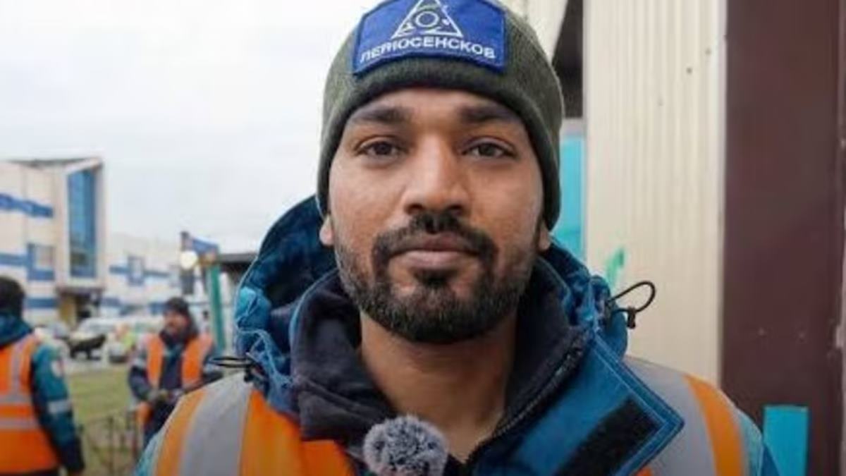 Indian techie, ex-Microsoft employee, now sweeps streets in Russia. He earns Rs 1 lakh a month