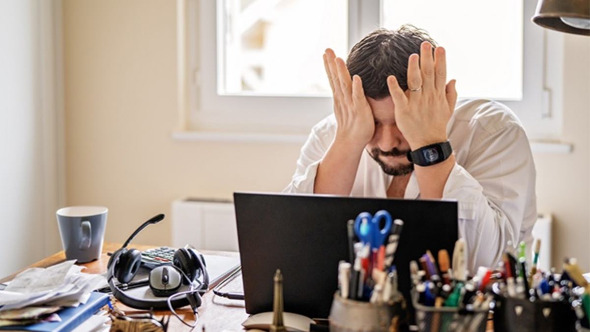 Late nights, long work hours, and what they’re doing to your heart