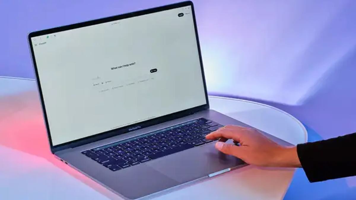 Asked to use personal laptop at work, new hire feels uneasy - here's what people advised him to do