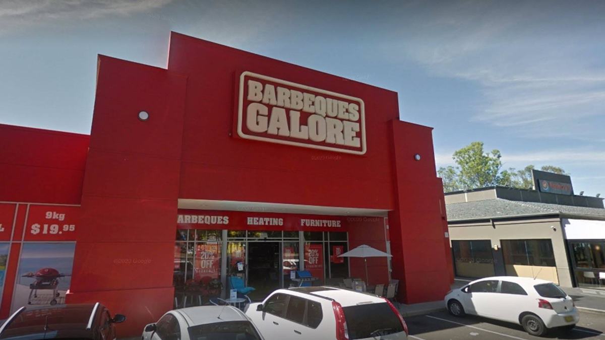 Barbeques Galore enters voluntary administration: 500 jobs at risk, gift cards slashed