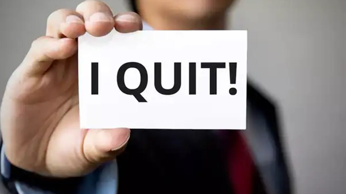 Employee quits on the spot after raise request, then wonders if he overreacted - Internet weighs in