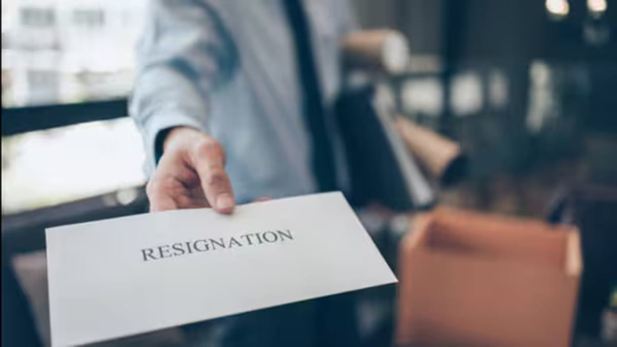 Employee asks for time off after father's death. Boss's response leaves Internet stunned: 'He told me to start....'