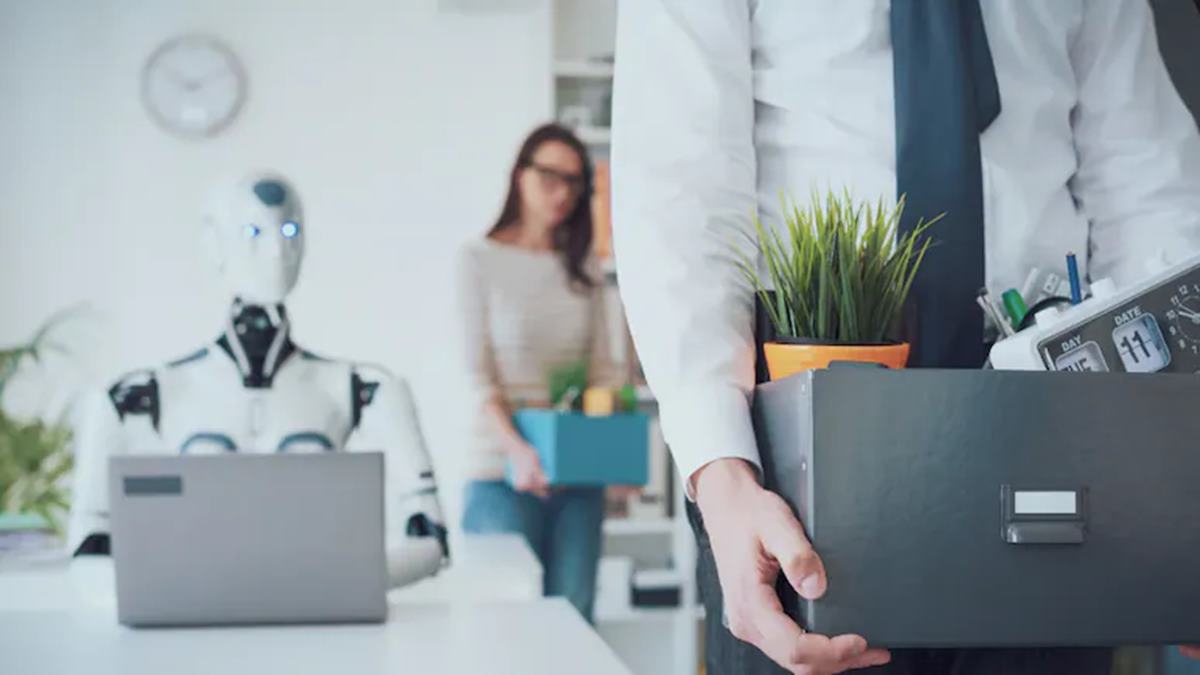 'Experience Over Knowledge': AI Rewards Experienced Employees, While Automating Entry-Level Jobs: Says Study