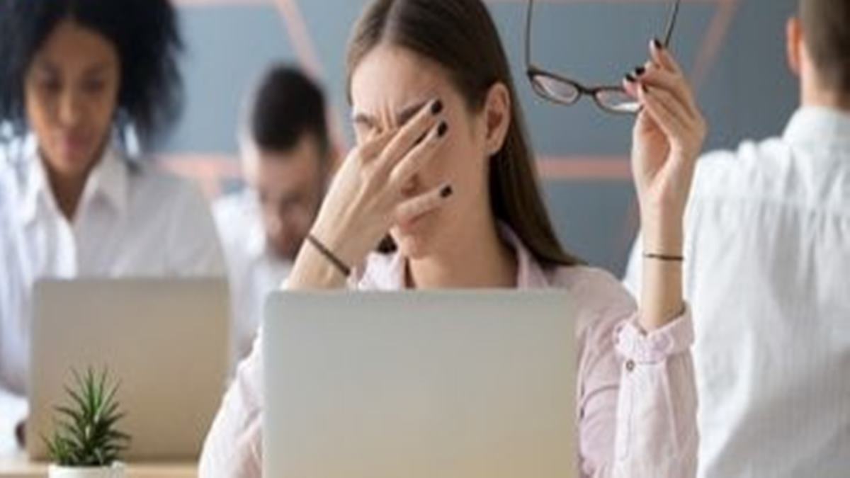 Pay Hikes Fail To Ease Job Security Fears, Finds ABSLI अ-Nishchit Index 2.0