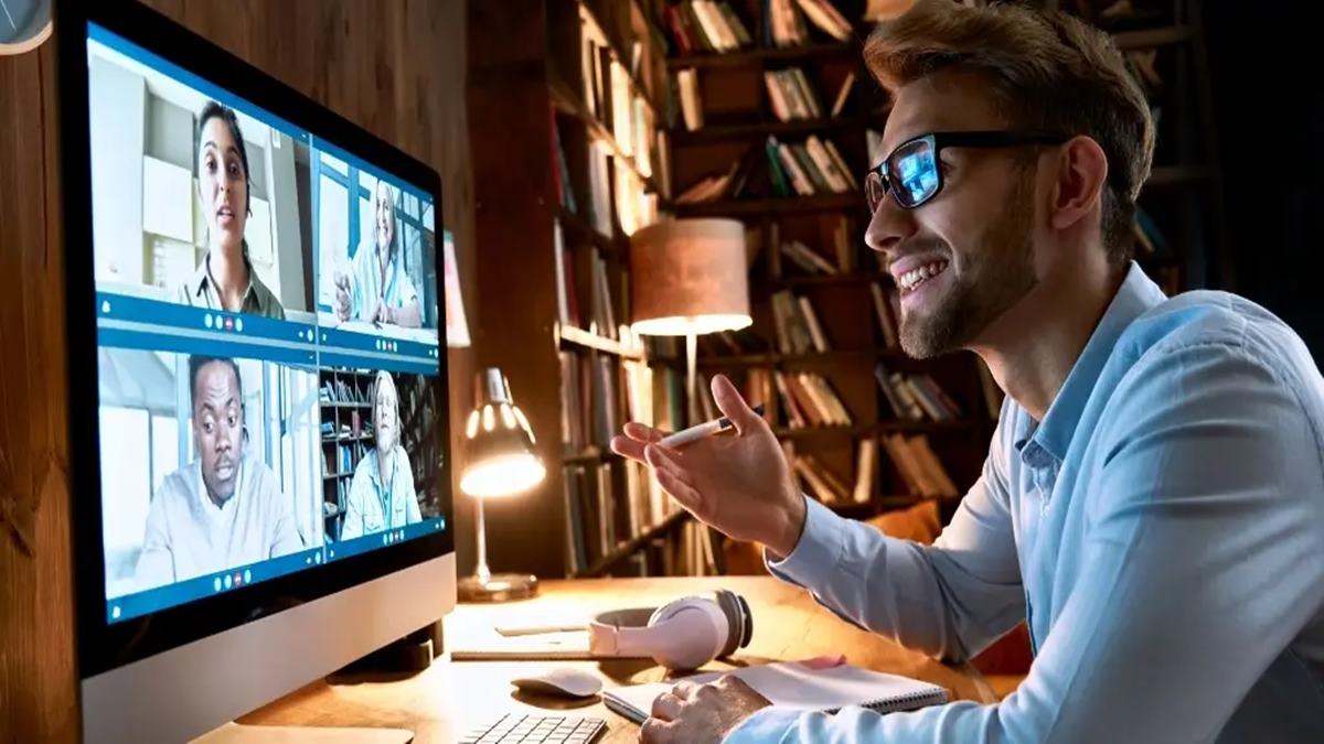 Asked to reach office at 6:30 am for a virtual meeting, employee's reply goes viral