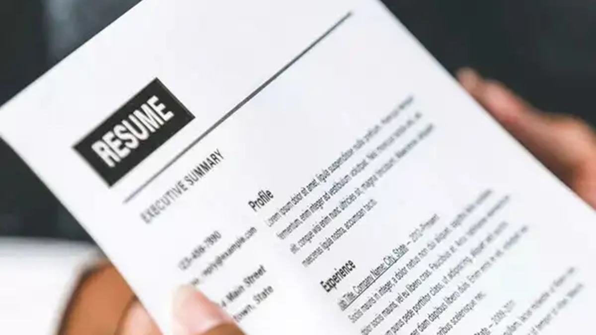Reviewed 17 resumes in a day, recruiter spots common mistakes: 6 CV fixes that could help you land that job