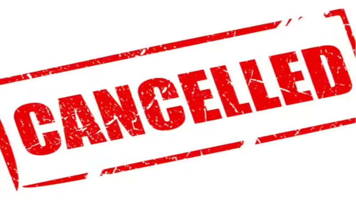 Boss cancels ride at midnight, then blames employee for being late