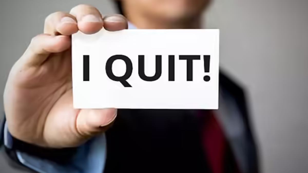 Team issue? Boss problem? Salary? Promotion?. Nope. Employee finds a smart way to quit so that HR cannot find a reason to retain him