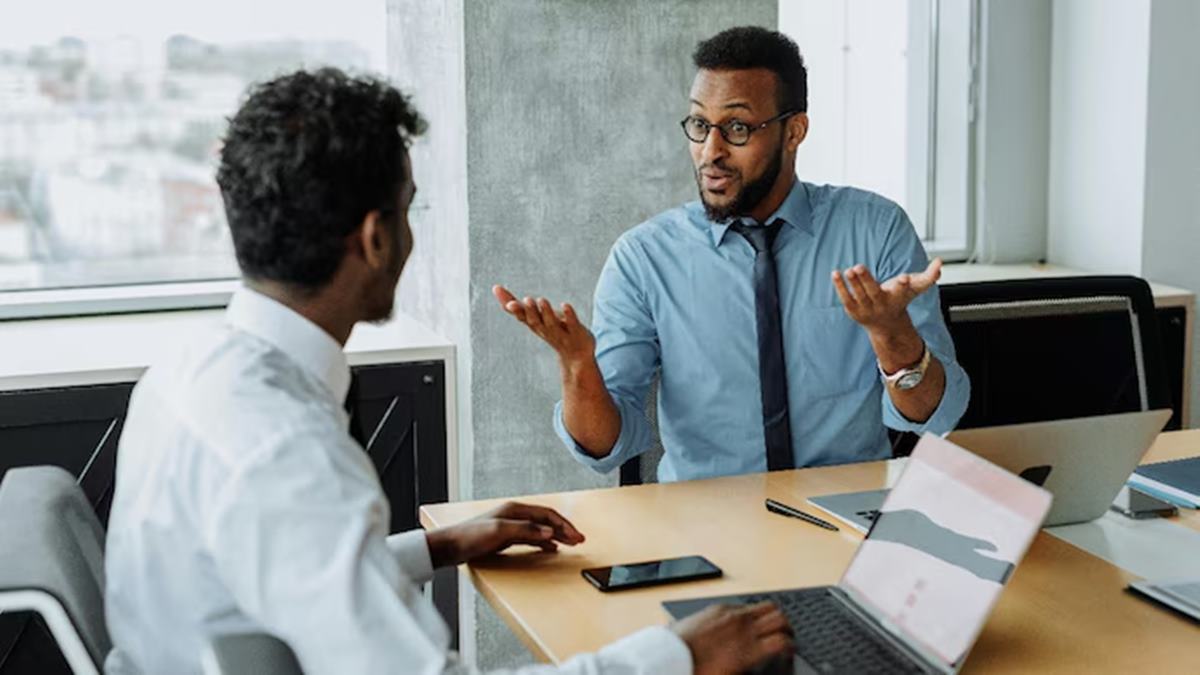 The art of fake work: Employee reveals trick to look busy on weekends