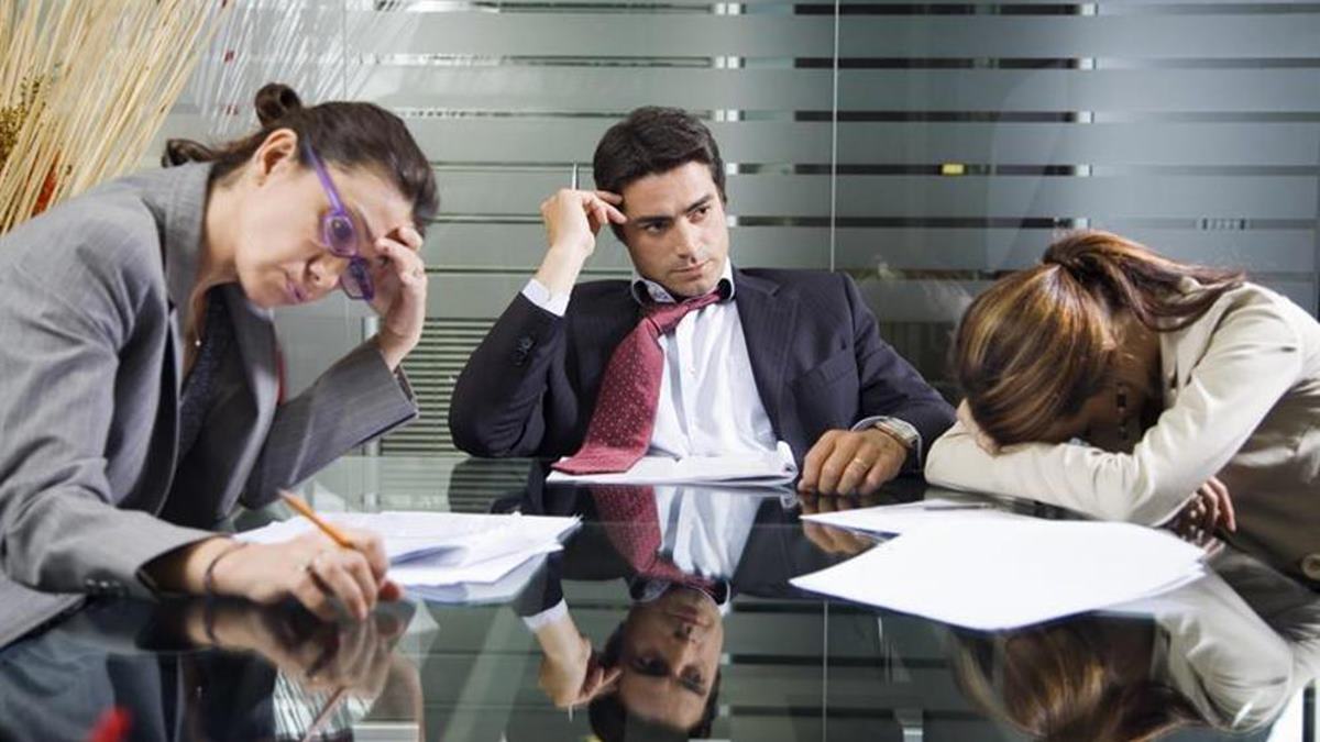 The High Cost of Buzzwords: Decoding the Predictors of Poor Leadership