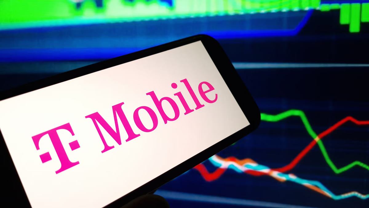 T-Mobile announces fresh IT layoffs after hundreds of job cuts in 2025